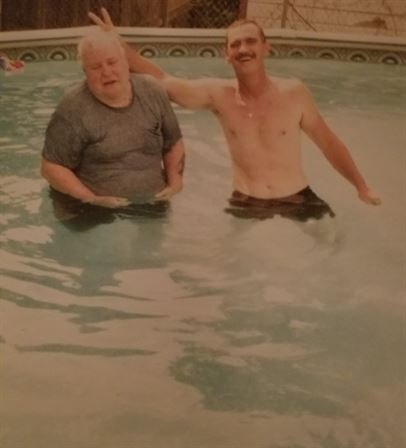 Russell Howard Self - Photo 12