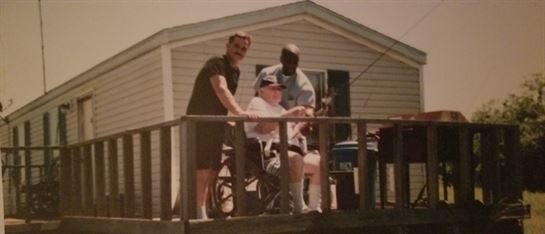 Russell Howard Self - Photo 33