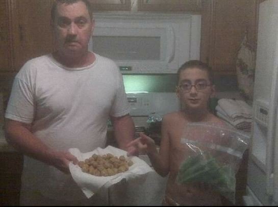 Russell Howard Self - Photo 36