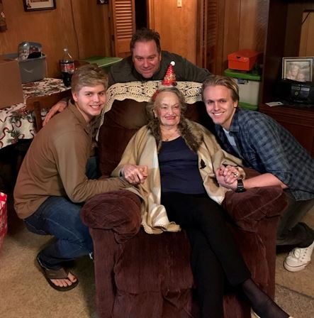 Irona Bridget "Tibby" Mazzola - Photo 28