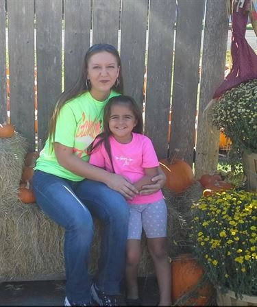 Elizabeth Nicole Sonnier - Photo 76