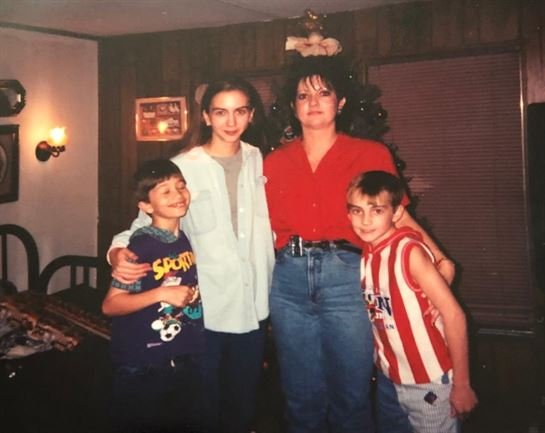 Elizabeth Nicole Sonnier - Photo 83