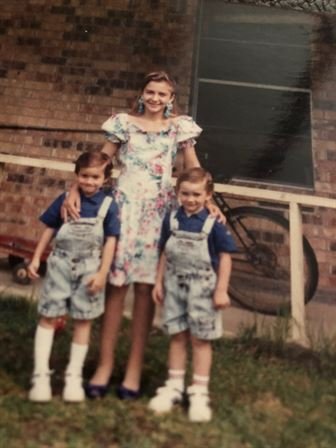 Elizabeth Nicole Sonnier - Photo 86