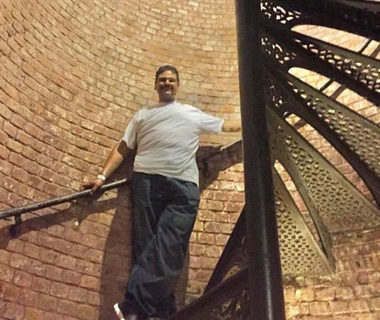 Robert Trejo Alonzo - Photo 23