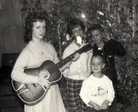 Anthony Michael Young - Photo 8