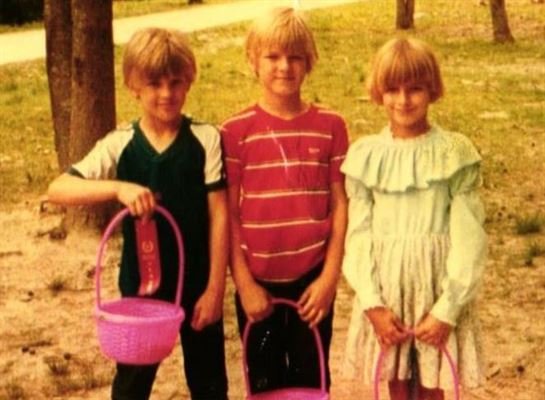 Sarah Ann Lawson - Photo 27