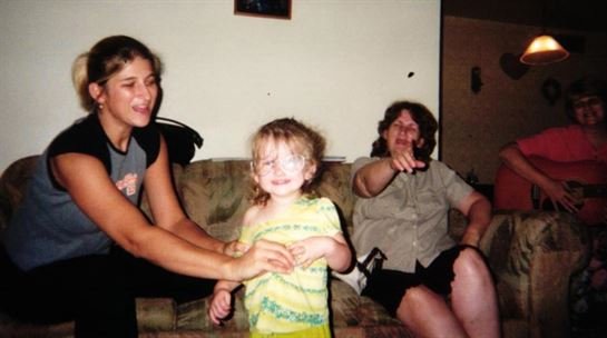 Sarah Ann Lawson - Photo 86