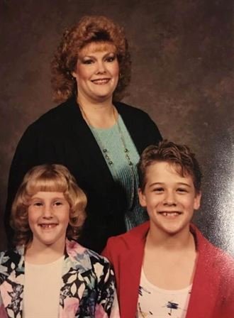 Pam Thomas — photo 28