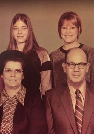 Pam Thomas - Photo 34