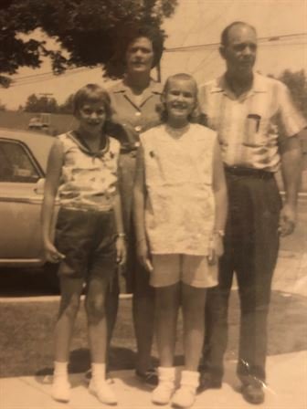 Pam Thomas — photo 67