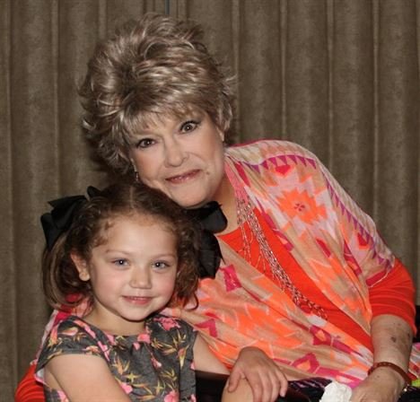 Pam Thomas - Photo 102