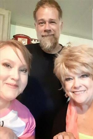 Pam Thomas — photo 116