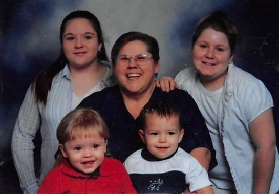 Lou Anna Hulin Hunter — photo 28