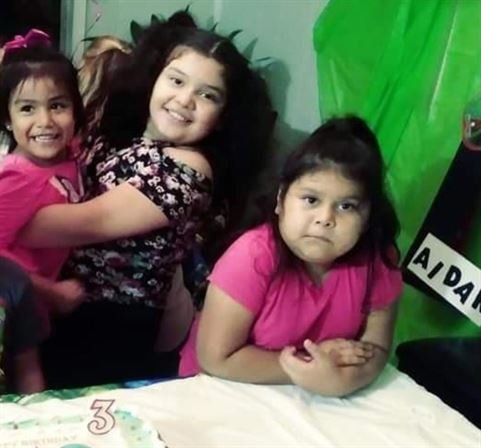 Isela Cardenas - Photo 134