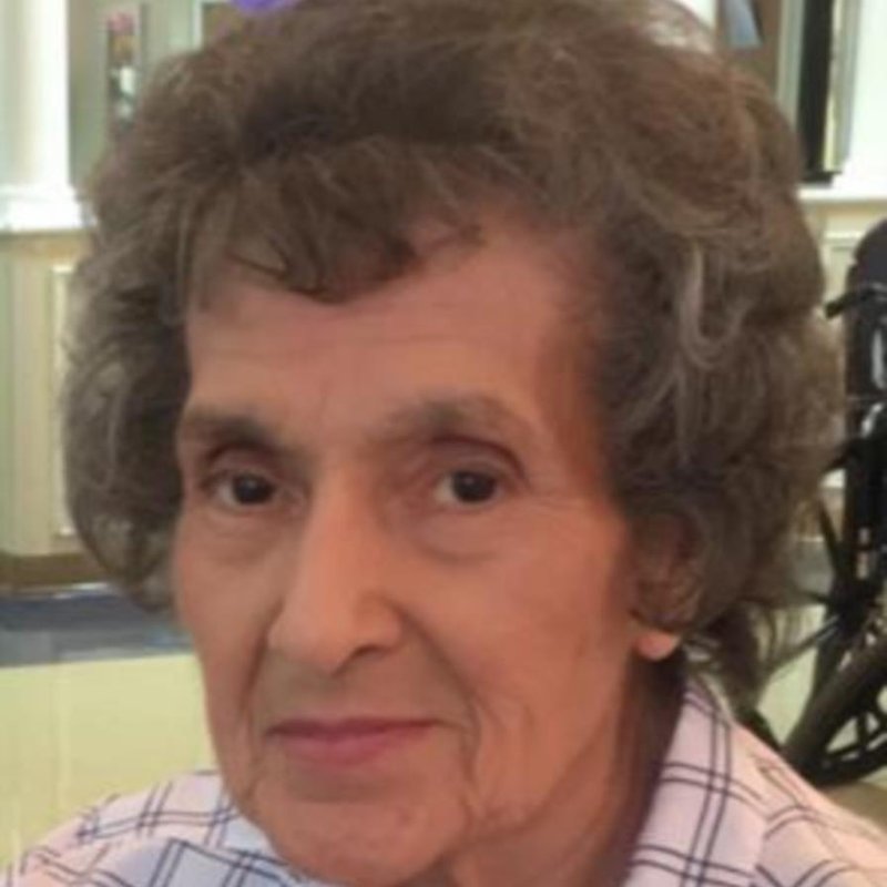 Jane Abrego Carmack - Photo 2