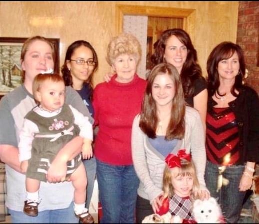 Winona B. Sanders — photo 59