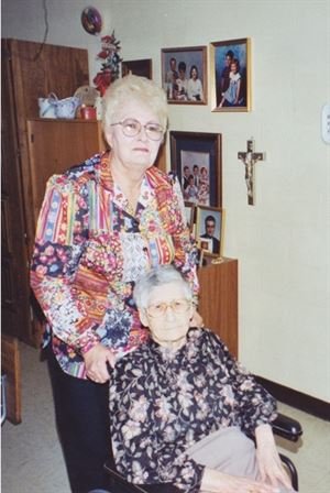 Mary Lou Bertrand - Photo 14