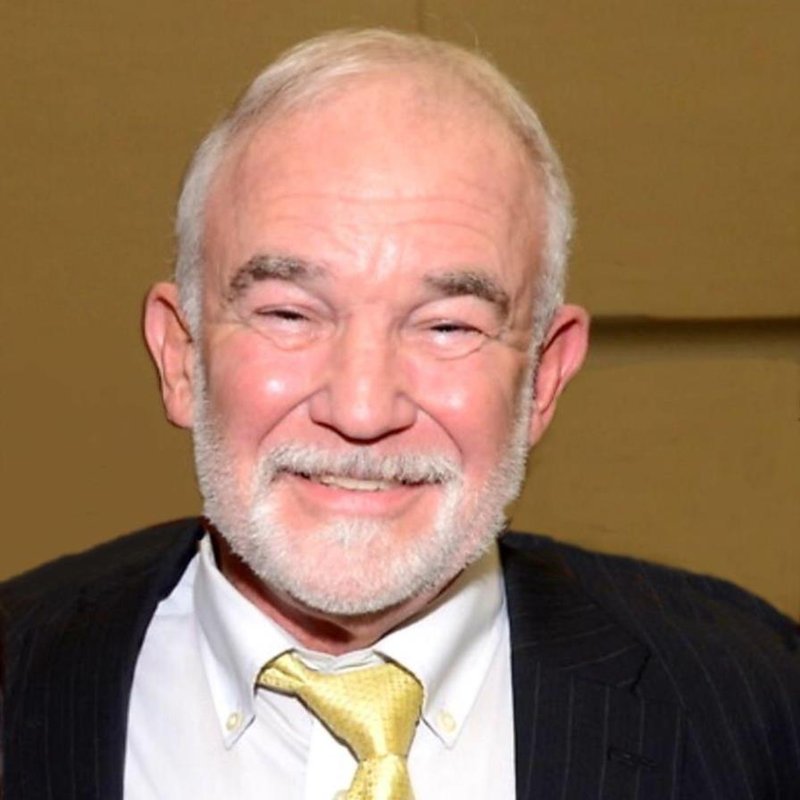 Bill Whitney Mello - Photo 2