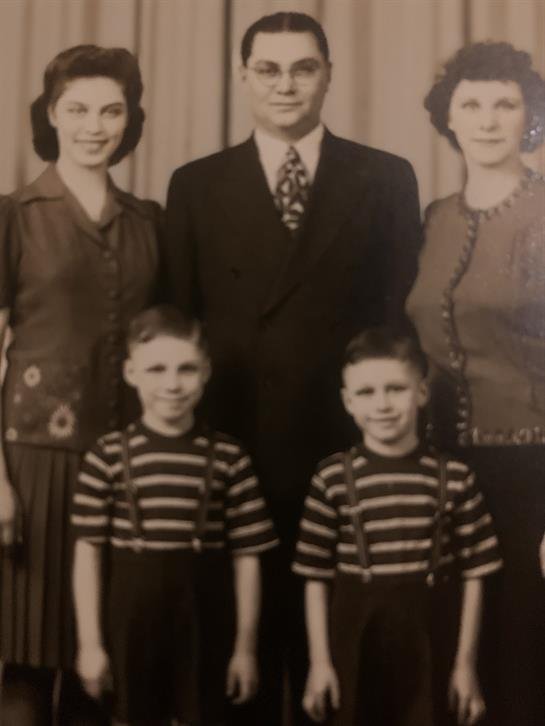 Robert P. Stacey - Photo 13