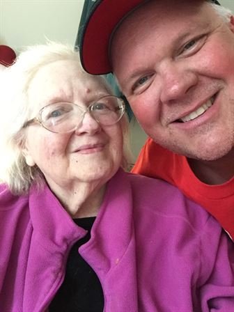 Linda Peet - Photo 19