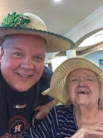 Linda Peet - Photo 28