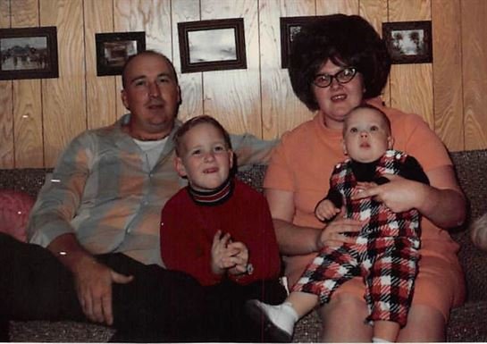 Linda Peet - Photo 39