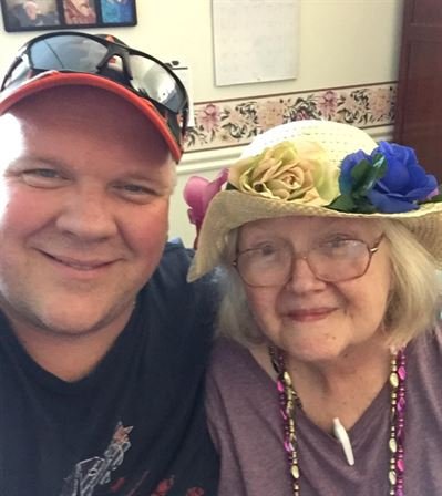 Linda Peet - Photo 40