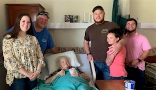 Linda Peet - Photo 50