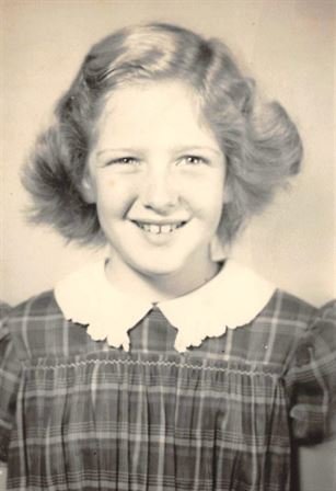 Linda Peet - Photo 59