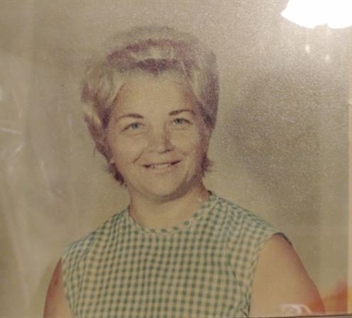 Veronika "Ronnie" Richard - Photo 3