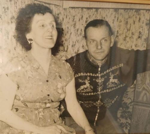 Veronika "Ronnie" Richard - Photo 7