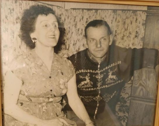 Veronika "Ronnie" Richard - Photo 29