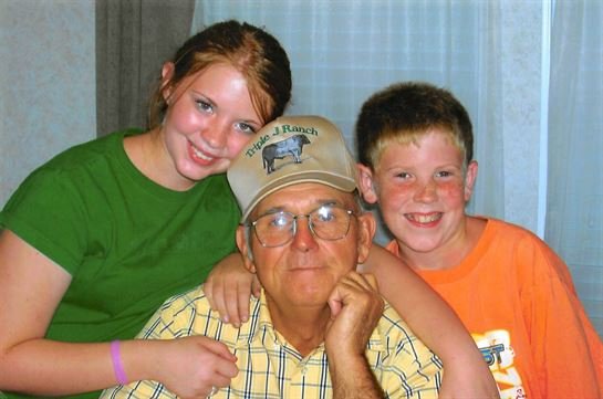 Thomas Casey Hare - Photo 3