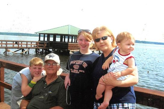 Thomas Casey Hare - Photo 8