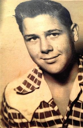 Thomas Casey Hare - Photo 18