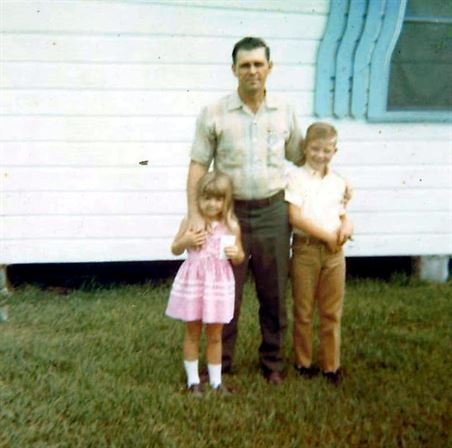 Thomas Casey Hare - Photo 31