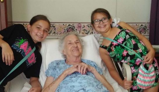 Vivian Wolfford - Photo 31