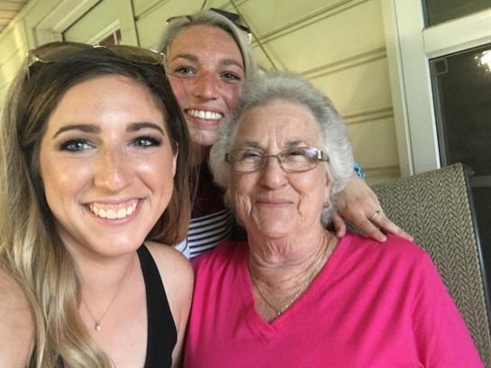 Vivian Wolfford - Photo 72