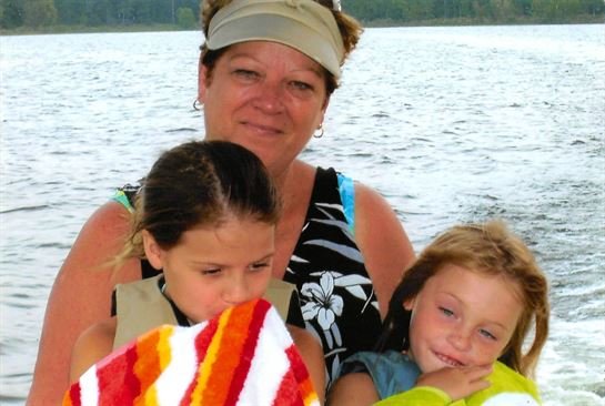 Delores "Nana" Ann Perry - Photo 41