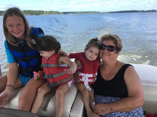 Delores "Nana" Ann Perry - Photo 110