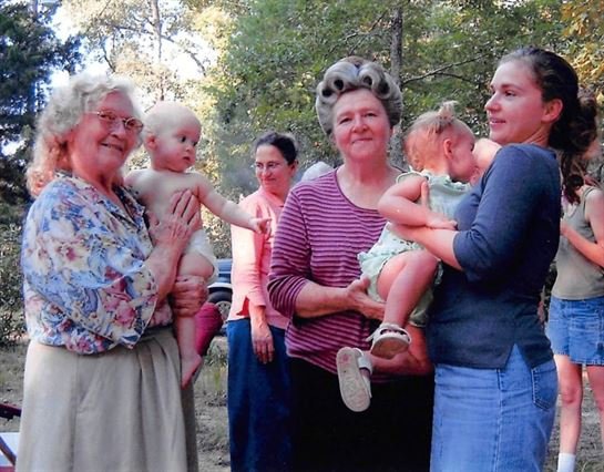 Bonnie Virginia Kelly - Photo 21