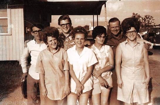 Willie "Bill" Rae Stracener - Photo 32