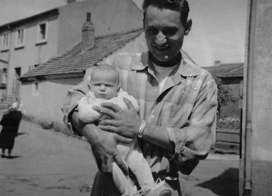 Melvin Lee Becker - Photo 60