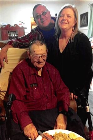 Melvin Lee Becker - Photo 73