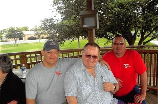 Melvin Lee Becker - Photo 77