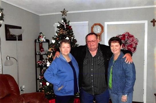 Melvin Lee Becker - Photo 99