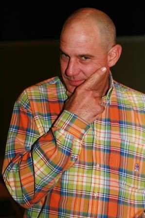 Darren Wynn Burge - Photo 2