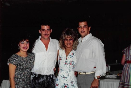 Darren Wynn Burge - Photo 4