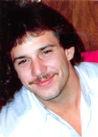 Darren Wynn Burge - Photo 8