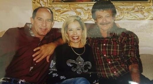 Darren Wynn Burge - Photo 63